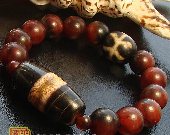 12MM Bloodstone Beads DZI Bead Bracelet