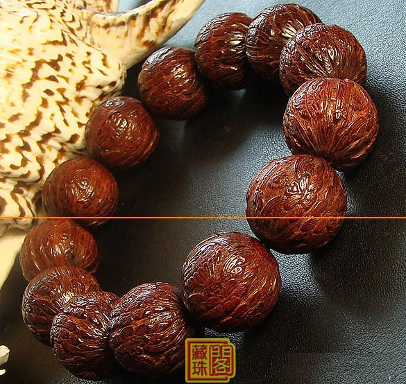 Consecration 18MM Redsandalwood Tibetan Symbol Bracelet - Vase (bum-pa)