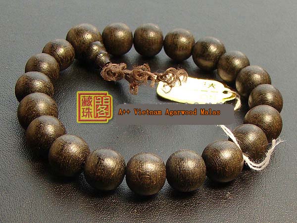 Consecration Genuine 10MM Agarwood Tibetan Wrist Malas