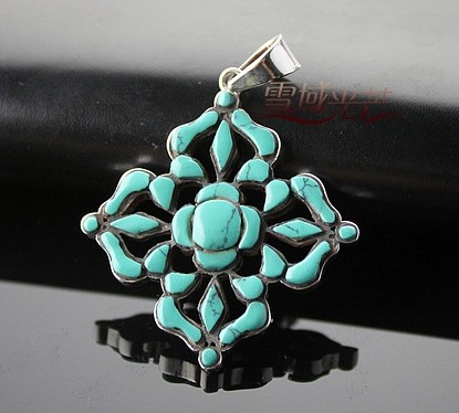 Handmade Tibetan Turquoise Dorje Pendant