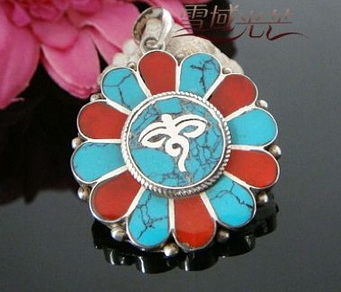 Tibetan Handmade Buddha Eye Pendant Tibetan Turquoise Coral Pendant