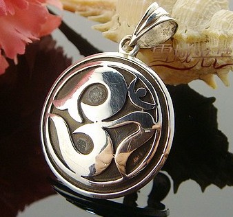 Tibetan Handmade Tibetan OM Pendant