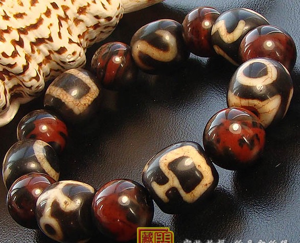 Tibetan Handmade dZi Bead Bracelet