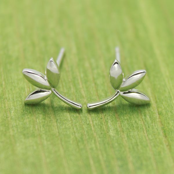 Small Leaves Earrings Small Leaves Earrings