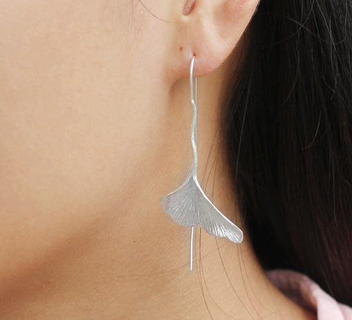 Retro Handmade Sterling Silver And Gold-Plated Ginkgo Biloba Earrings Retro Handmade Sterling Silver And Gold-Plated Ginkgo Biloba Earrings