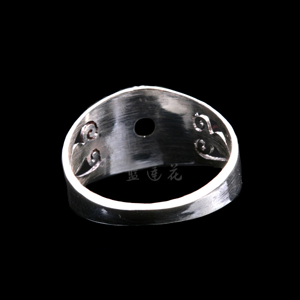Nepal Handmade 925 Sterling Silver Malachite Ring Nepal Handmade 925 Sterling Silver Malachite Ring