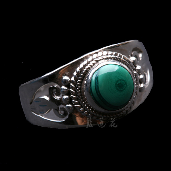 Nepal Handmade 925 Sterling Silver Malachite Ring Nepal Handmade 925 Sterling Silver Malachite Ring