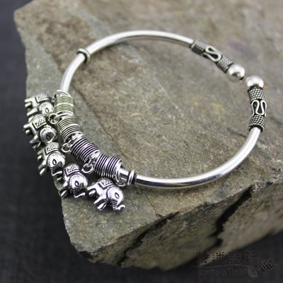 Retro Handmade 925 Sterling Silver Five Baby Elephants Bracelet Retro Handmade 925 Sterling Silver Five Baby Elephants Bracelet
