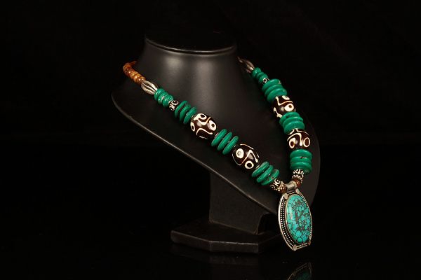 Handmade Tibetan Silver Turquoise Buddha Eyes Necklace Handmade Tibetan Silver Turquoise Buddha Eyes Necklace