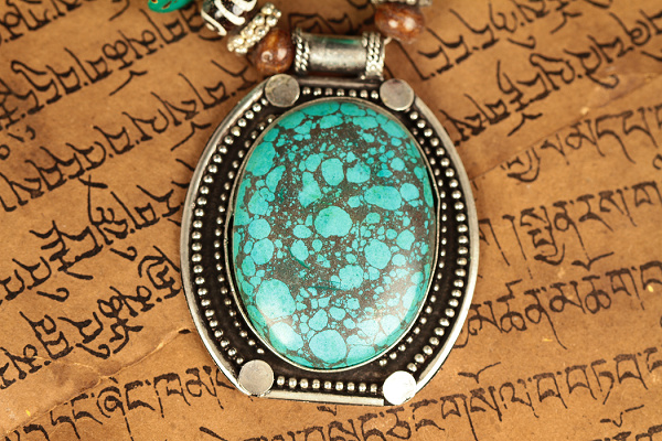 Handmade Tibetan Silver Turquoise Buddha Eyes Necklace Handmade Tibetan Silver Turquoise Buddha Eyes Necklace