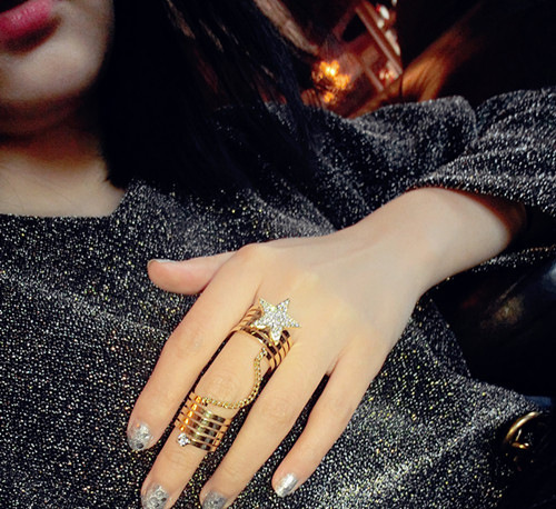 Fashion Cute Gold Jewels - Crystal Quartz Diamonds Star Knuckle Double Rings With Chain Fashion Cute Gold Jewels - Crystal Quartz Diamonds Star Knuckle Double Rings With Chain