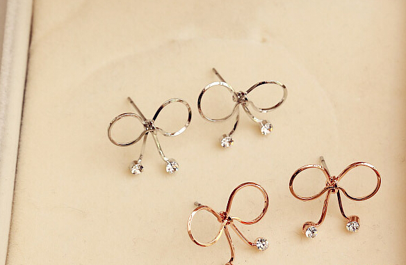 Pierced Bow Rhinestone Earrings Pierced Bow Rhinestone Earrings