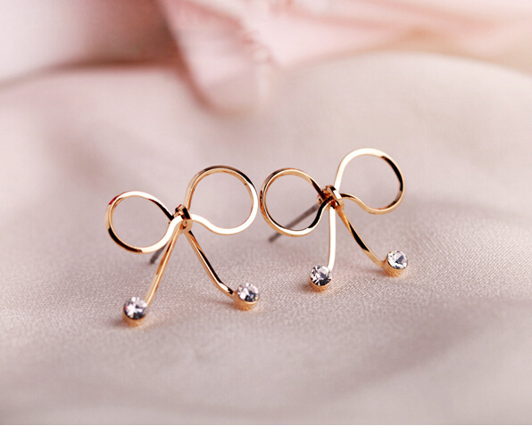 Pierced Bow Rhinestone Earrings Pierced Bow Rhinestone Earrings