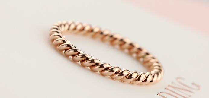 Rose Gold Color Twisted Rope Ring Rose Gold Color Twisted Rope Ring