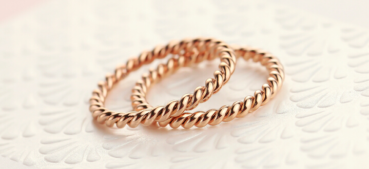 Rose Gold Color Twisted Rope Ring Rose Gold Color Twisted Rope Ring