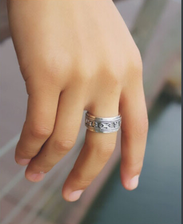 925 Sterling Silver Om Mani Padme Hum Om Mantra Rotatable Lucky Ring 925 Sterling Silver Om Mani Padme Hum Om Mantra Rotatable Lucky Ring