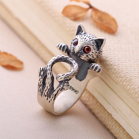 990 Sterling Silver Retro Small Cute Cat Ring 990 Sterling Silver Retro Small Cute Cat Ring