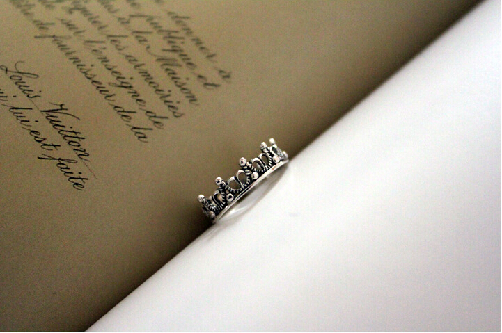 Vintage Imperial Crown 925 Sterling Silver Adjustable Ring Vintage Imperial Crown 925 Sterling Silver Adjustable Ring