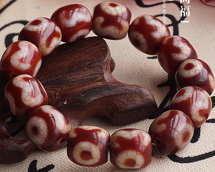 Consecration Tibetan Good Luck Totem DZI Beads Wrist Malas Buddhist Prayer Beads Bracelet Consecration Tibetan Good Luck Totem DZI Beads Wrist Malas Buddhist Prayer Beads Bracelet
