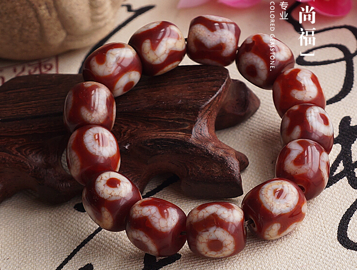 Consecration Tibetan Good Luck Totem DZI Beads Wrist Malas Buddhist Prayer Beads Bracelet Consecration Tibetan Good Luck Totem DZI Beads Wrist Malas Buddhist Prayer Beads Bracelet