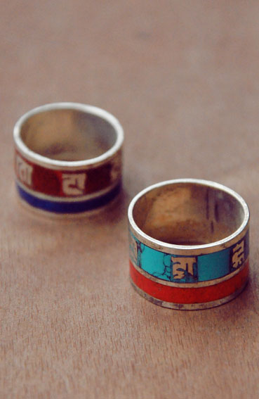 Handmade India Turquoise Red Coral Retro Style Tibet Silver Enamel Om Mani Padme Hum Ring Handmade India Turquoise Red Coral Retro Style Tibet Silver Enamel Om Mani Padme Hum Ring