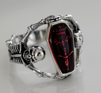Bloodthirsty Dark Skull 925 Silver Man Ring Bloodthirsty Dark Skull 925 Silver Man Ring
