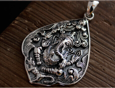 925 Silver Clouds Elephant Drop Shape Pendant No Chain 925 Silver Clouds Elephant Drop Shape Pendant No Chain