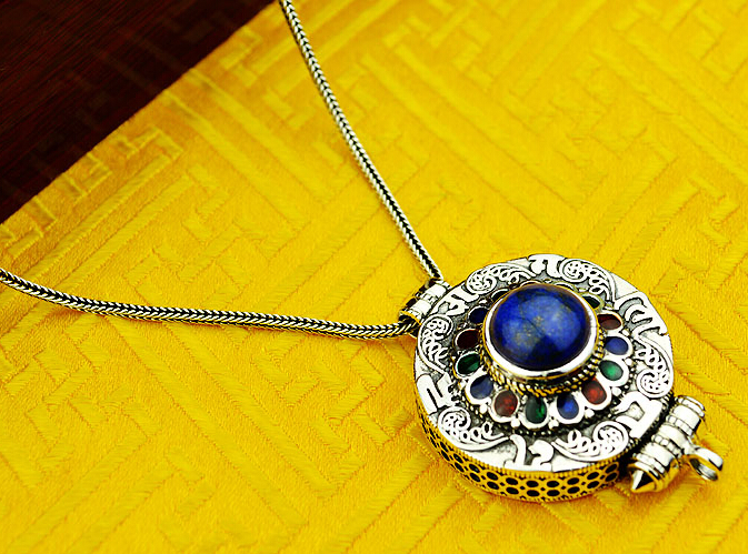 925 Silver Round Spinning Gau Box Pendant With Natural Lapis lazuli No Chain 925 Silver Round Spinning Gau Box Pendant With Natural Lapis lazuli No Chain