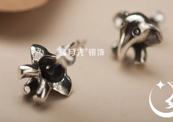 Silver Cute Baby Elephant Earrings Silver Cute Baby Elephant Earrings