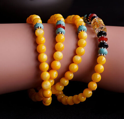 Natural 6MM Yellow Tridacna Om Mani Padme Hum 108 Prayer Beads Layered Bracelet Natural 6MM Yellow Tridacna Om Mani Padme Hum 108 Prayer Beads Layered Bracelet
