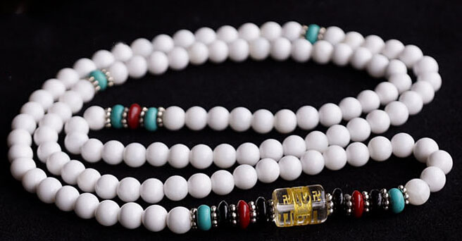 Natural 6MM White Tridacna Om Mani Padme Hum 108 Prayer Beads Layered Bracelet Natural 6MM White Tridacna Om Mani Padme Hum 108 Prayer Beads Layered Bracelet