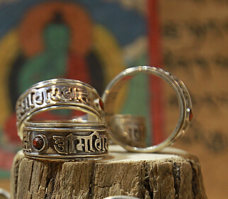 Handcraft Nepal 925 Silver Mantra Om Mani Padme Hum Spinning Prayer Ring With Turquoise Handcraft Nepal 925 Silver Mantra Om Mani Padme Hum Spinning Prayer Ring With Turquoise