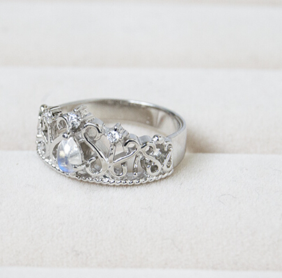 Vintage 925 Silver Zircon Crown Ring With Blue Moonstone Vintage 925 Silver Zircon Crown Ring With Blue Moonstone