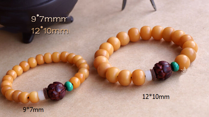 12MM Yellow Bodhi Bracelet With 14MM Lobular Red Sandalwood Totus Buddhist Stupa 12MM Yellow Bodhi Bracelet With 14MM Lobular Red Sandalwood Totus Buddhist Stupa