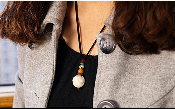 Handmade Exclusive 20MM White Bodhi Lotus Gold Plated Beads Pendant Necklace Handmade Exclusive 20MM White Bodhi Lotus Gold Plated Beads Pendant Necklace