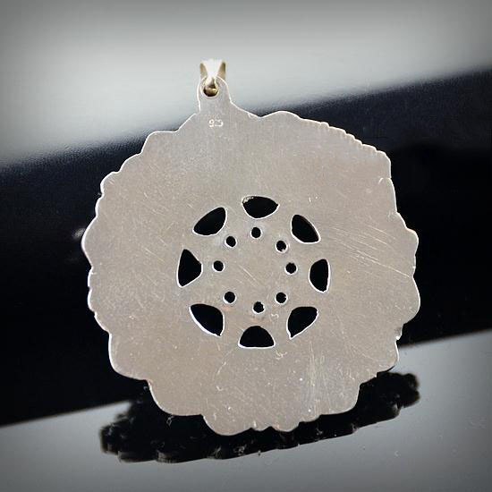 Nepal 925 Silver Handcraft Carving Eight Auspicious Symbols Pendant With Red Coral Nepal 925 Silver Handcraft Carving Eight Auspicious Symbols Pendant With Red Coral