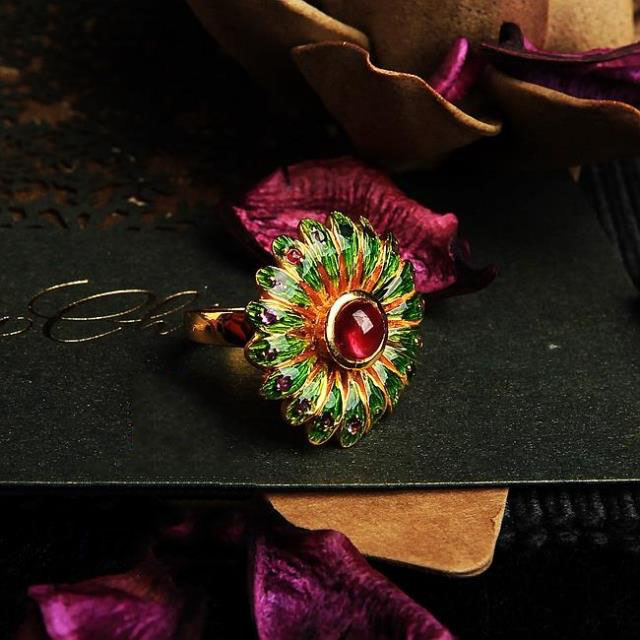 Thailand Genuine 925 Silver Gilding Colour Enamels Ruby Ring Thailand Genuine 925 Silver Gilding Colour Enamels Ruby Ring