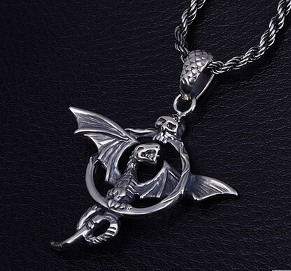 Retro 925 Sterling Silver Flying Dragon with Wings Man Necklace Pendant Sale Retro 925 Sterling Silver Flying Dragon with Wings Man Necklace Pendant Sale