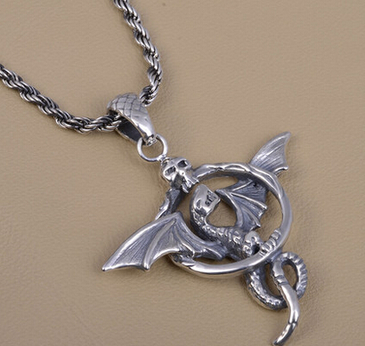 Retro 925 Sterling Silver Flying Dragon with Wings Man Necklace Pendant Sale Retro 925 Sterling Silver Flying Dragon with Wings Man Necklace Pendant Sale