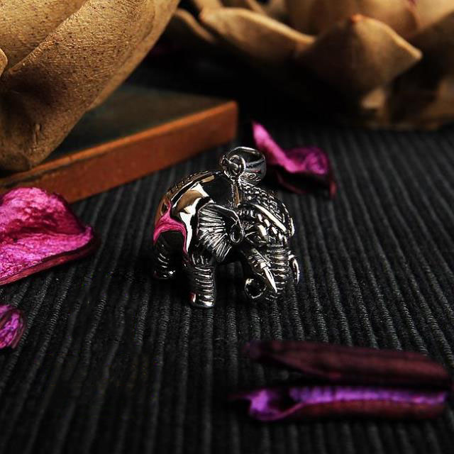 925 Sterling Silver Auspicious Elephant Pendant 925 Sterling Silver Auspicious Elephant Pendant