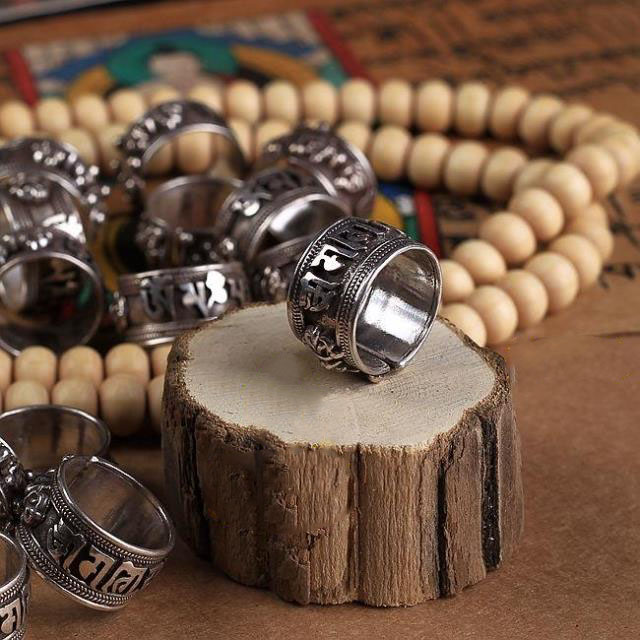 Nepal Handmade 925 Sterling Silver Sanskrit Om Mani Padme Hum Mantra Ring Nepal Handmade 925 Sterling Silver Sanskrit Om Mani Padme Hum Mantra Ring