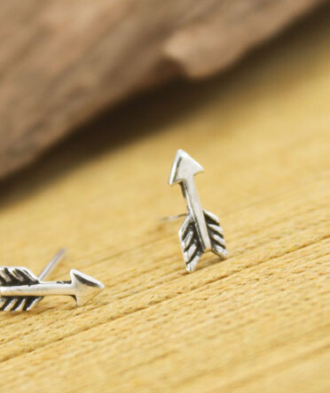 Vintage 925 Sterling Silver Arrow Earrings Vintage 925 Sterling Silver Arrow Earrings
