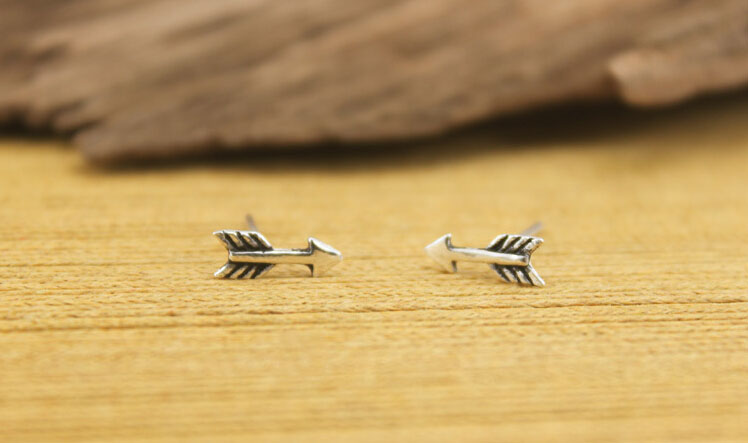 Vintage 925 Sterling Silver Arrow Earrings Vintage 925 Sterling Silver Arrow Earrings