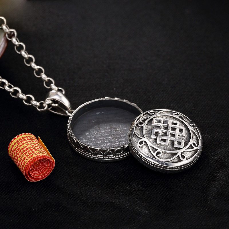 Vintage S925 Silver Auspicious Buddhist Endless Knot Openable Gau Box Antique Pendants No Chain Vintage S925 Silver Auspicious Buddhist Endless Knot Openable Gau Box Antique Pendants No Chain
