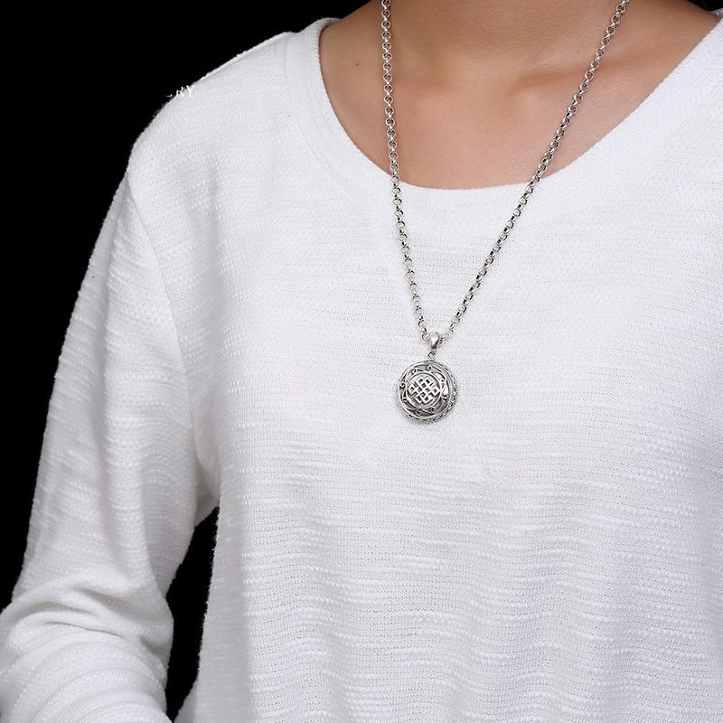 Vintage S925 Silver Auspicious Buddhist Endless Knot Openable Gau Box Antique Pendants No Chain Vintage S925 Silver Auspicious Buddhist Endless Knot Openable Gau Box Antique Pendants No Chain